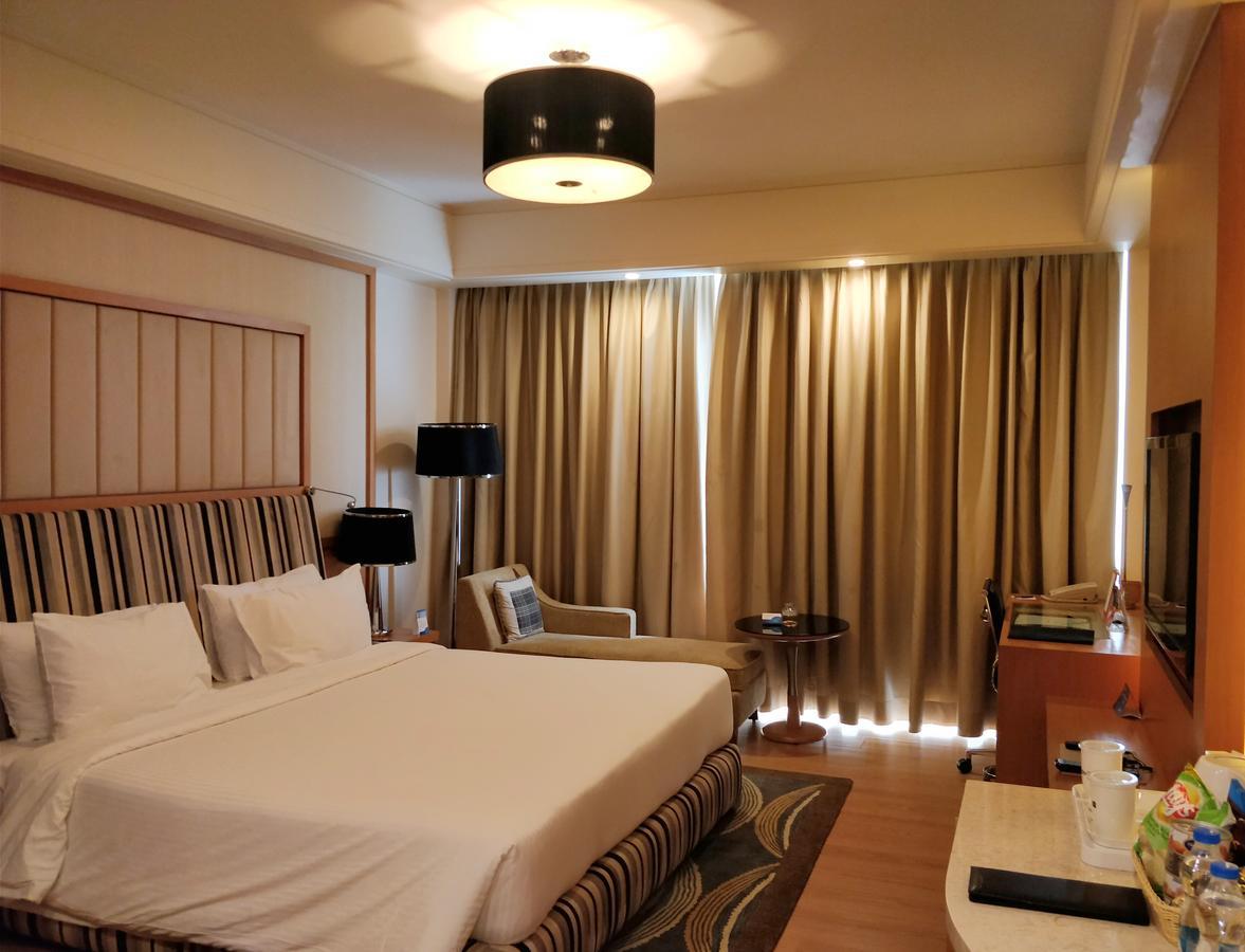 Radisson Blu Hotel, Нагпур Екстериор снимка